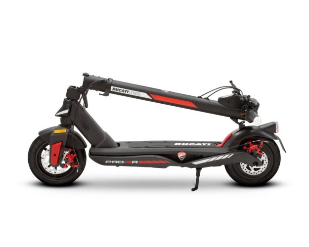 Elektrická koloběžka Ducati PRO-III-R Advanced Safety