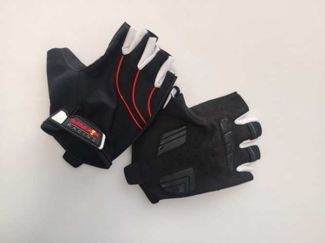 Bezprsté cyklistické rukavice rukavice Red Bull GLOVES