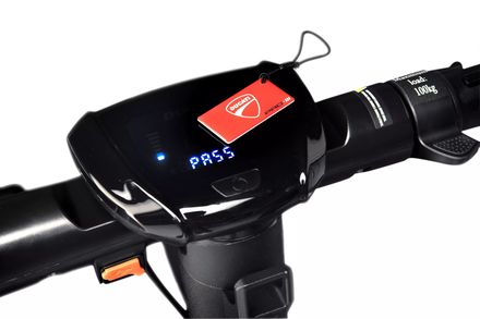 Elektrická koloběžka Ducati PRO-III