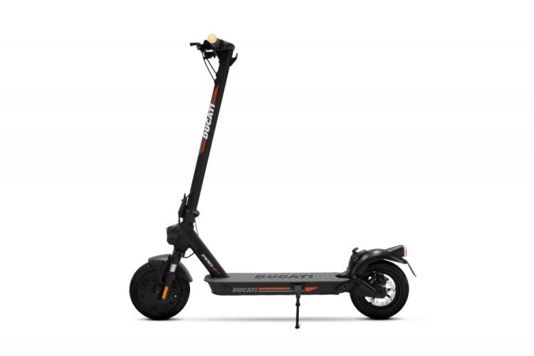 Elektrická koloběžka DUCATI PRO-II EVO ADVANCED SAFETY