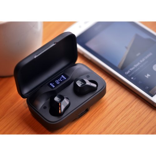 Bezdrátová sluchátka do uší Energizer UB2609 2600mAh Wireless Bluetooth Earbuds LCD Indicator