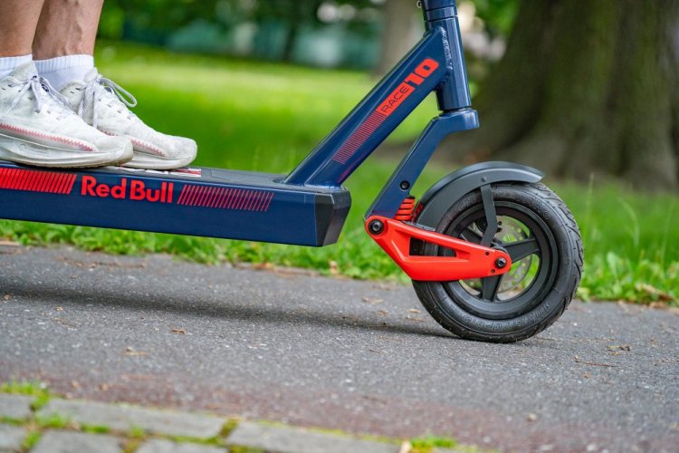 Elektrická koloběžka Red Bull RACE TEN FULL